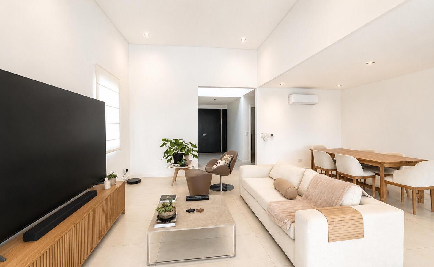 Foto de Casa en Alquiler 4 ambientes en Acacias Puertos Escobar, imagen 1