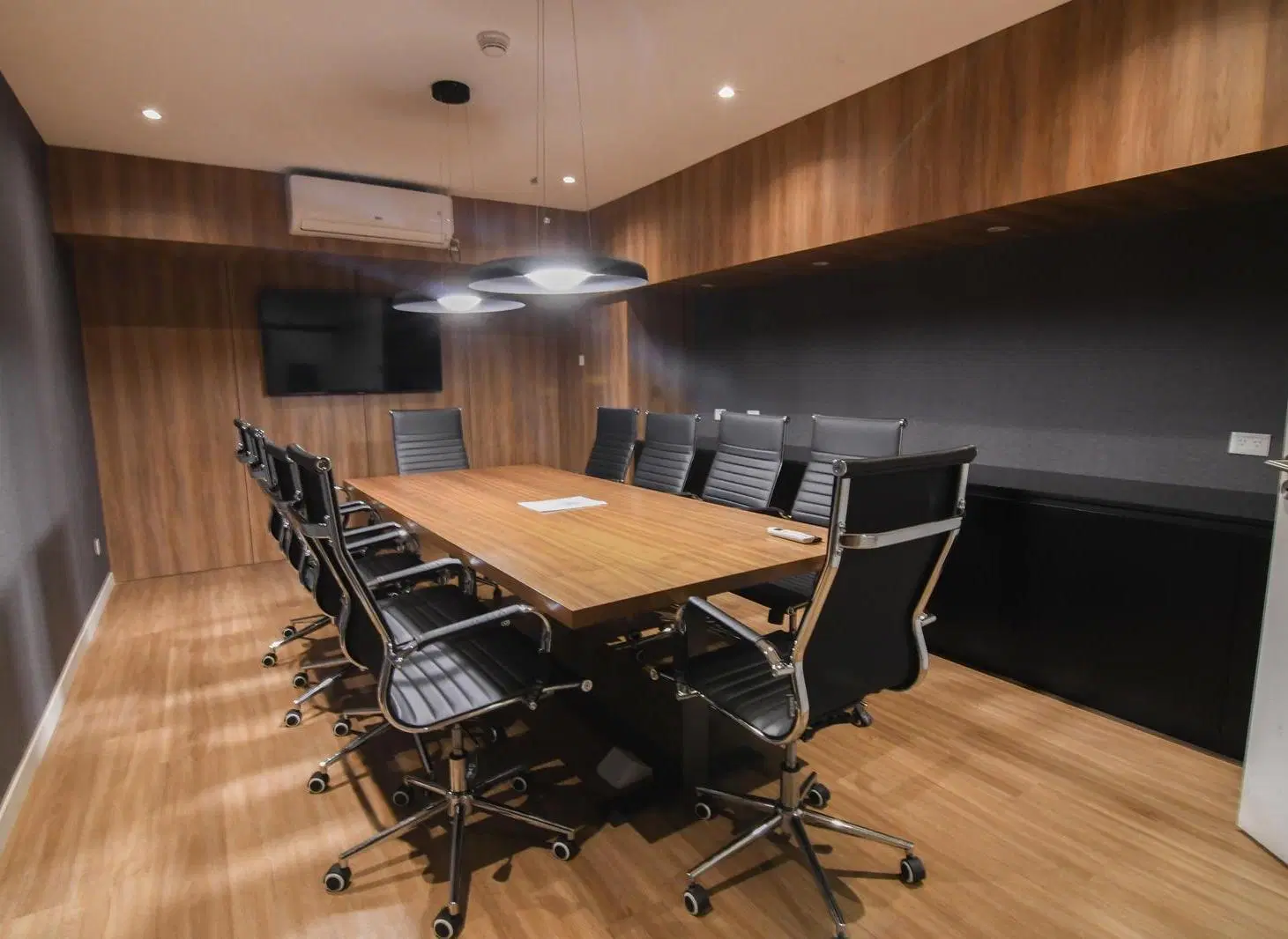 ALQUILER OFICINA MICROCENTRO LEX TOWER 1
