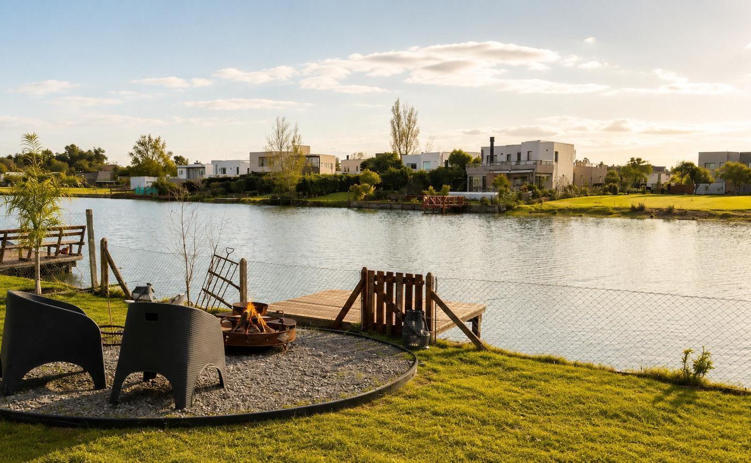 Foto de Casa en venta 5 ambientes en El Canton Escobar, imagen 2