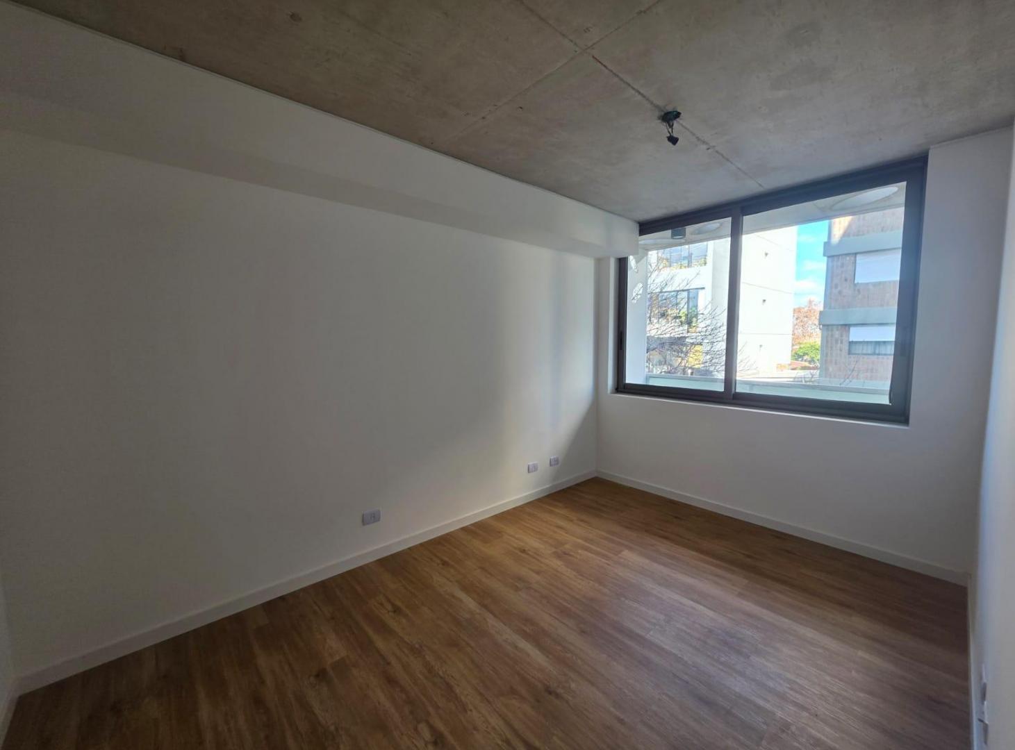 Foto de VENTA DEPARTAMENTO DOS AMBIENTES LIBERTI Y REGIMIENTO DE PATRICIOS, imagen 2