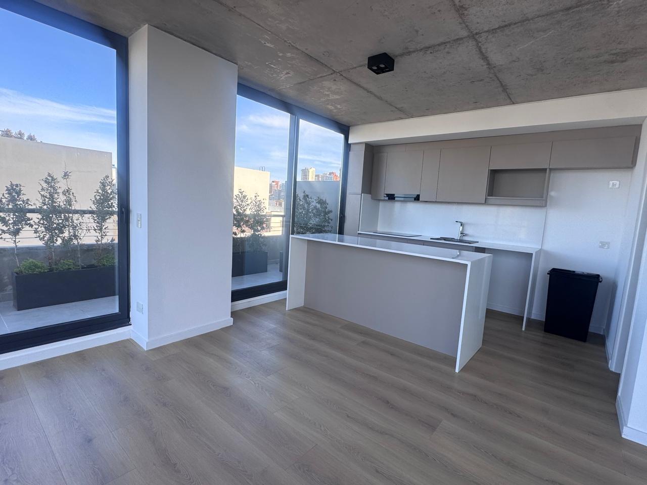 Foto de VENTA Departamento 2 ambientes con terraza y vista abierta en Bajo, imagen 5