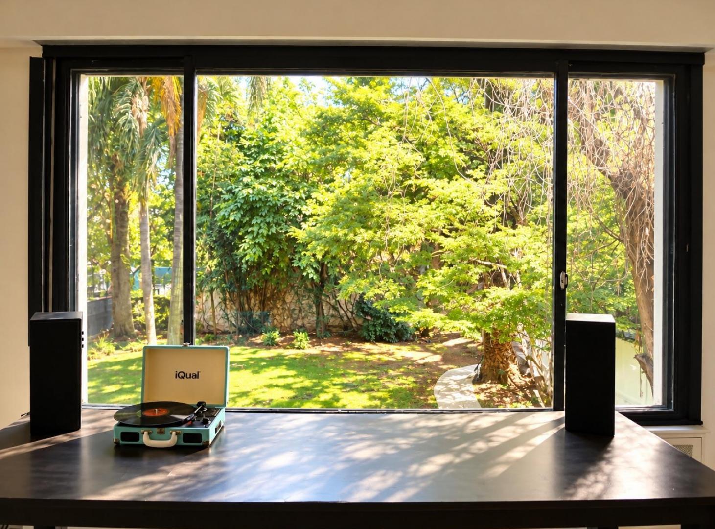 Foto de Casa - Barrio Vicente López - 650m2 - 4 cocheras - Terreno 1000 m2, imagen 3