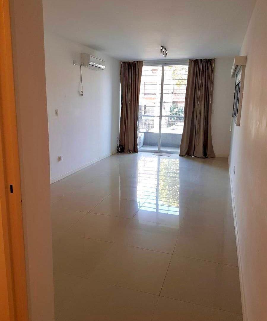 Foto de ALQUILER DEPARTAMENTO 2 AMBIENTES CON COCHERA - SAN ISIDRO, imagen 3