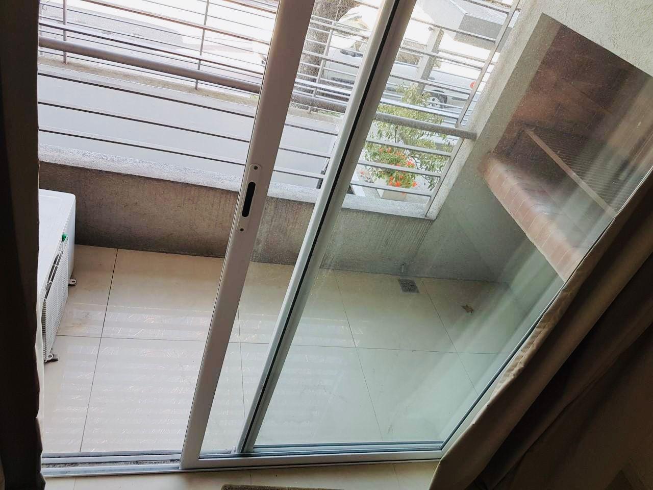 Foto de ALQUILER DEPARTAMENTO 2 AMBIENTES CON COCHERA - SAN ISIDRO, imagen 2
