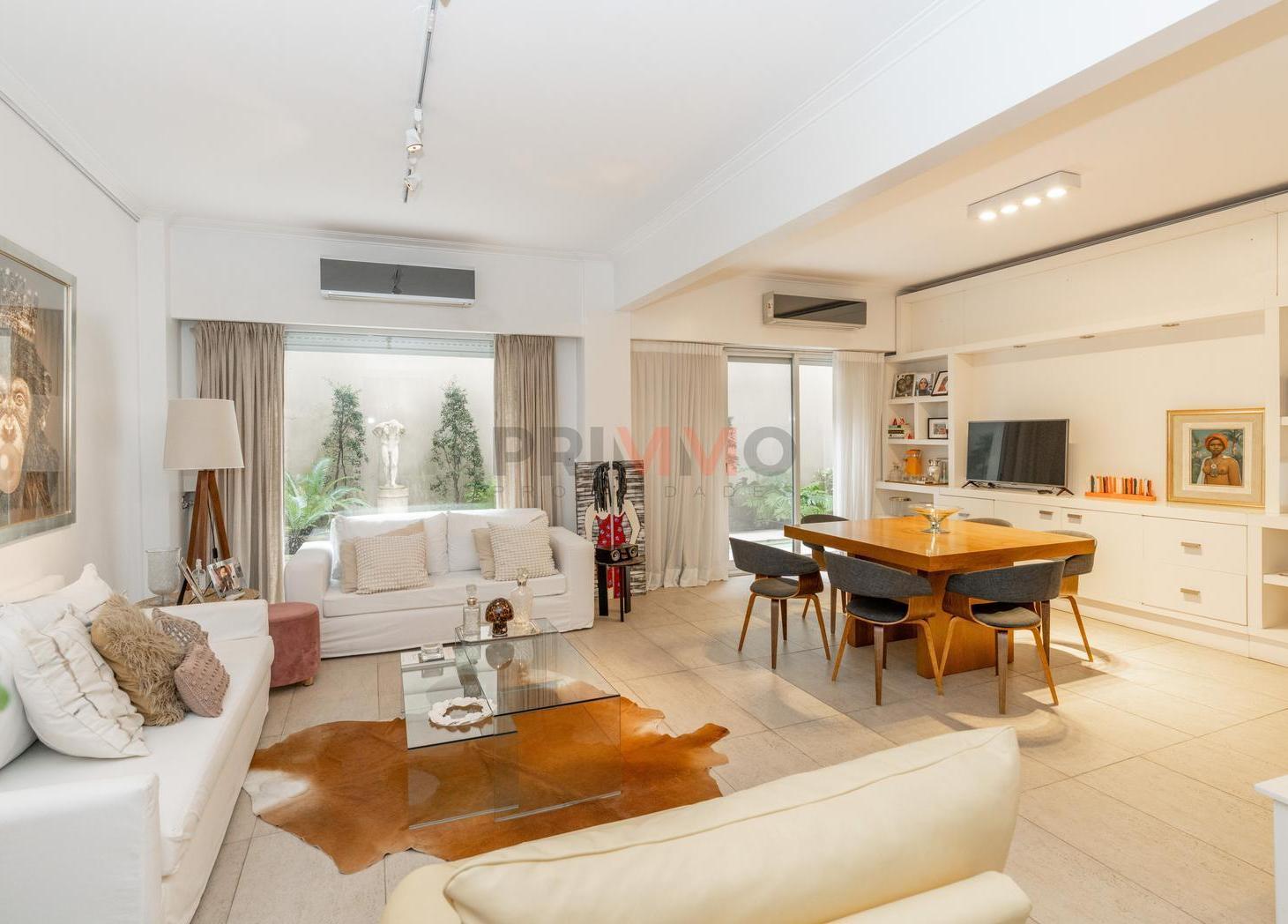 Foto de DEPARTAMENTO EN RECOLETA DE 3 AMBIENTES CON DEPENDENCIA DE SERVICIO., imagen 1