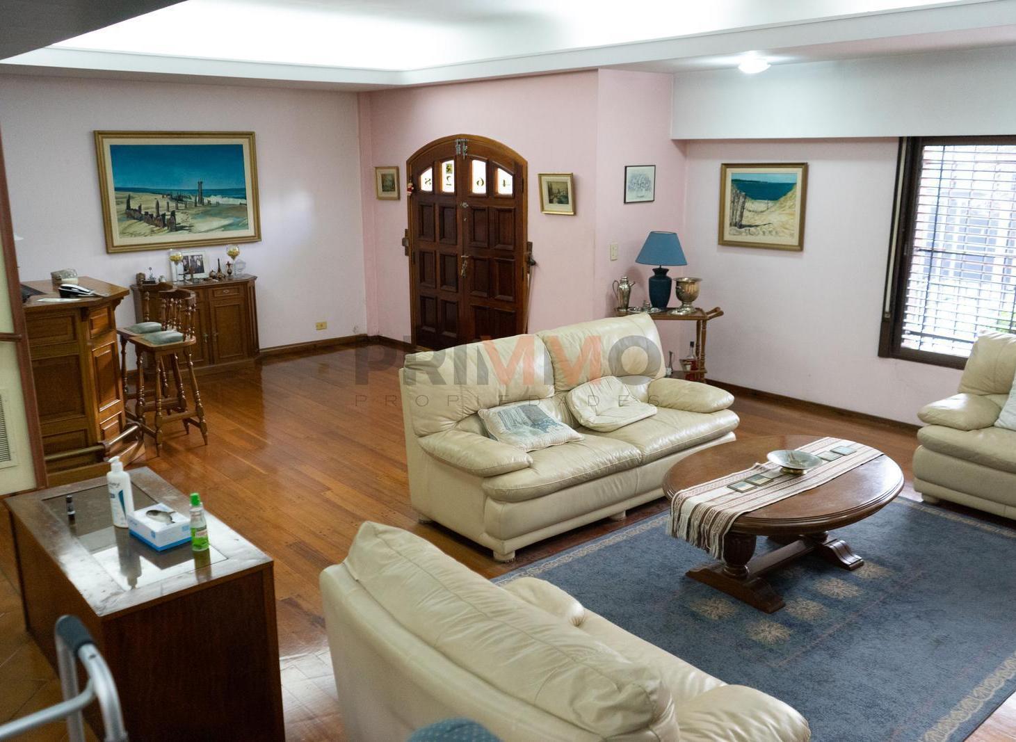 Foto de VENTA CASA 4 AMBIENTES + DEPENDENCIA LOTE PROPIO EN VILLA DEVOTO, imagen 4