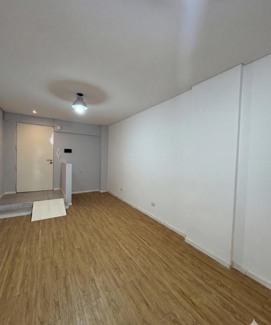 Foto de VENTA OFICINA / DEPARTAMENTO 2 AMBIENTES EN BELGRANO, imagen 3