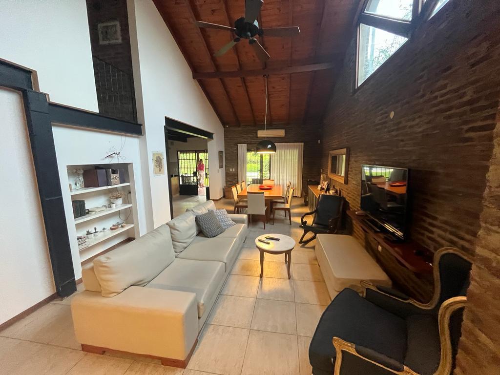 Casa - Fisherton - French 8544 3