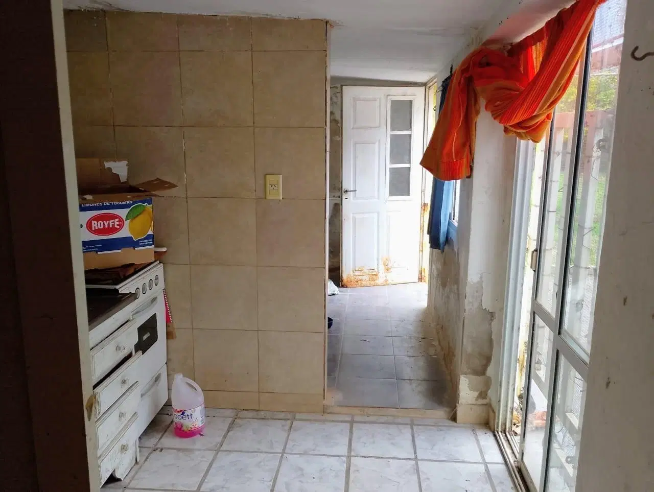 Casa en venta dos dormitorios con patio - Funes 7