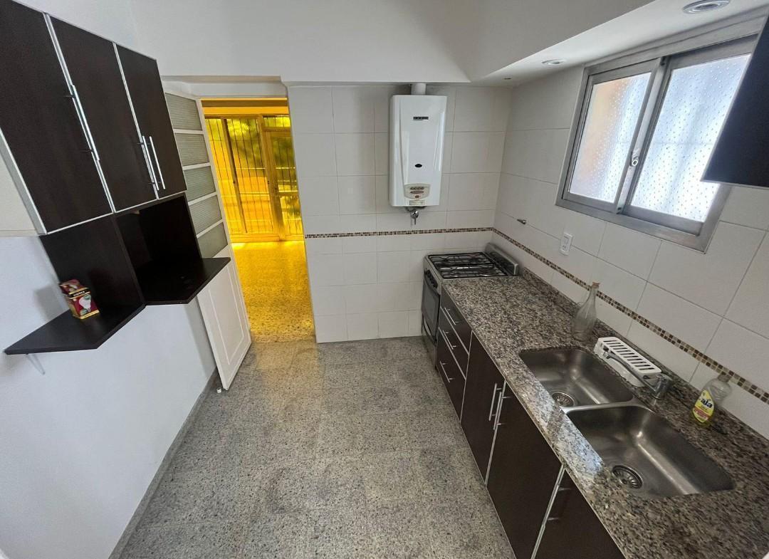 Foto de Galpón + casa dos dormitorios en alquiler - 3 de Febrero al 4000, imagen 4