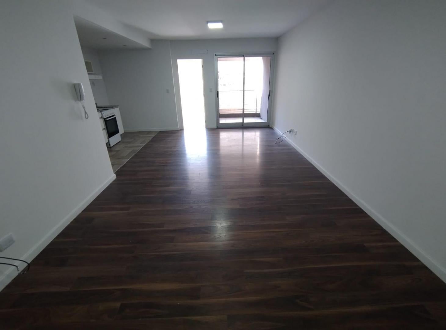 Foto de Departamento en alquiler un dormitorio al frente con balcón - Santa Fe, imagen 2