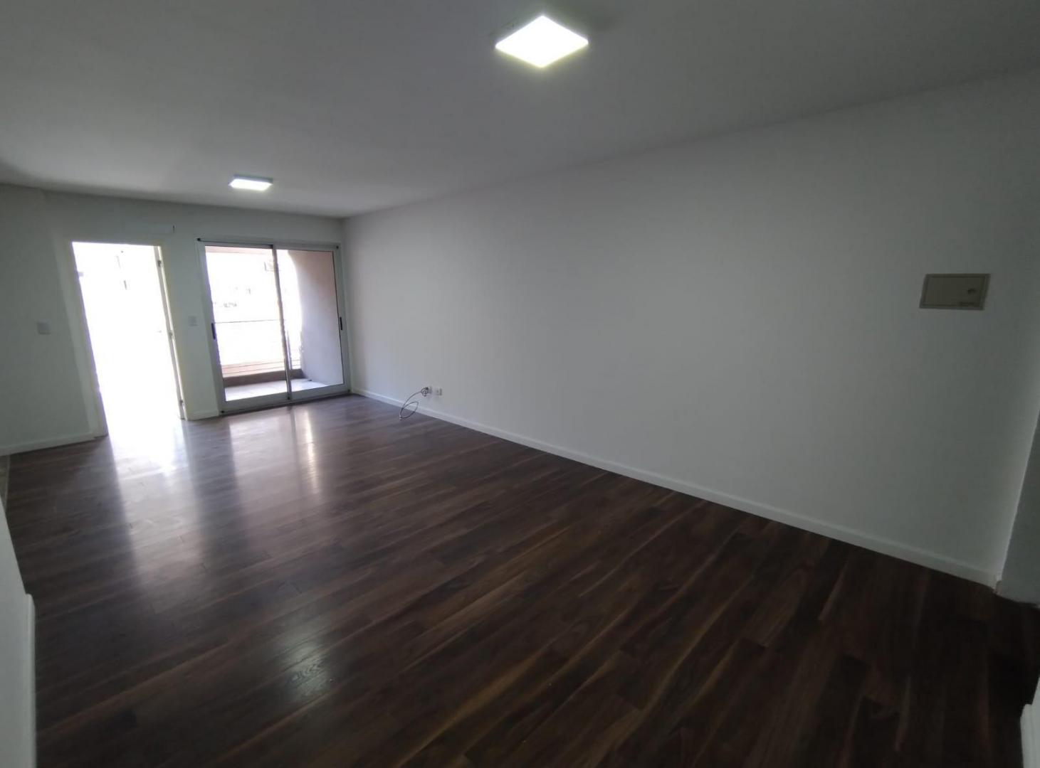 Foto de Departamento en alquiler un dormitorio al frente con balcón - Santa Fe, imagen 1