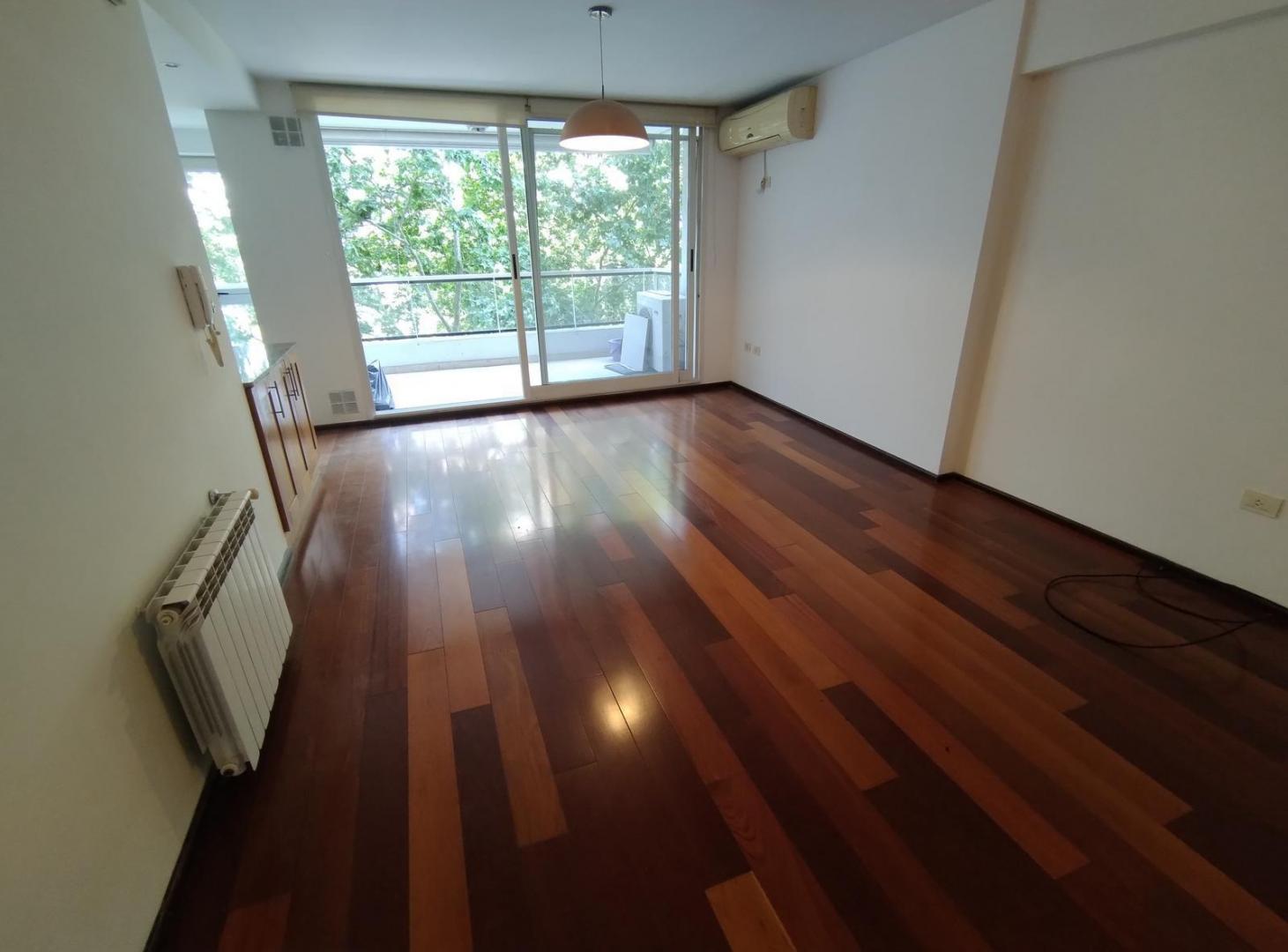 Foto de Departamento dos dormitorios al frente con balcón y dos cocheras, imagen 4