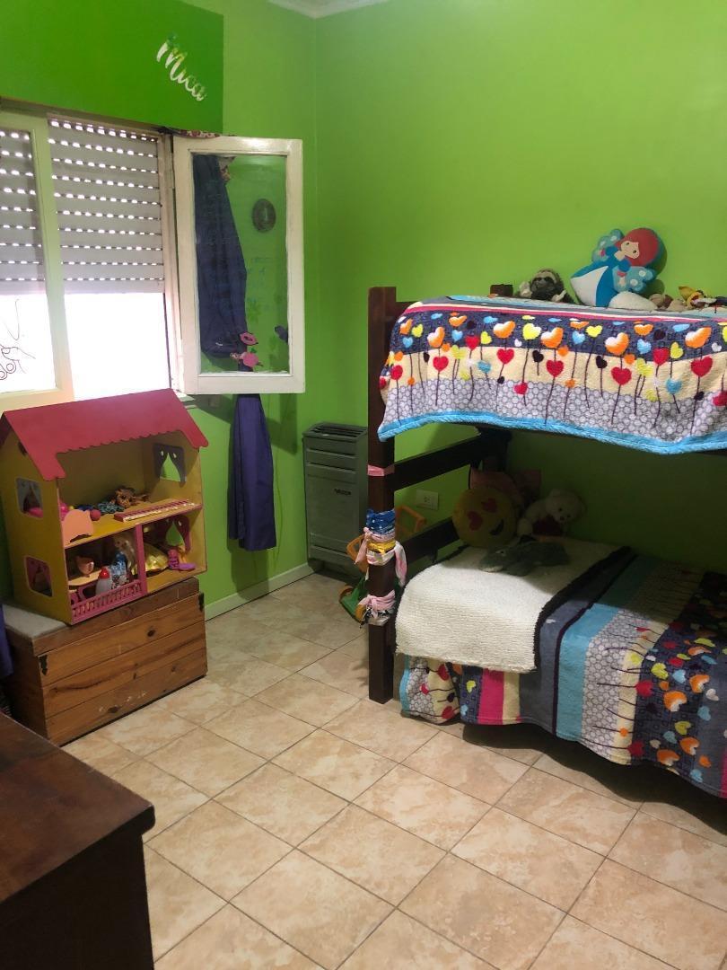 Foto de Hermoso Chalet buena distribución, imagen 5
