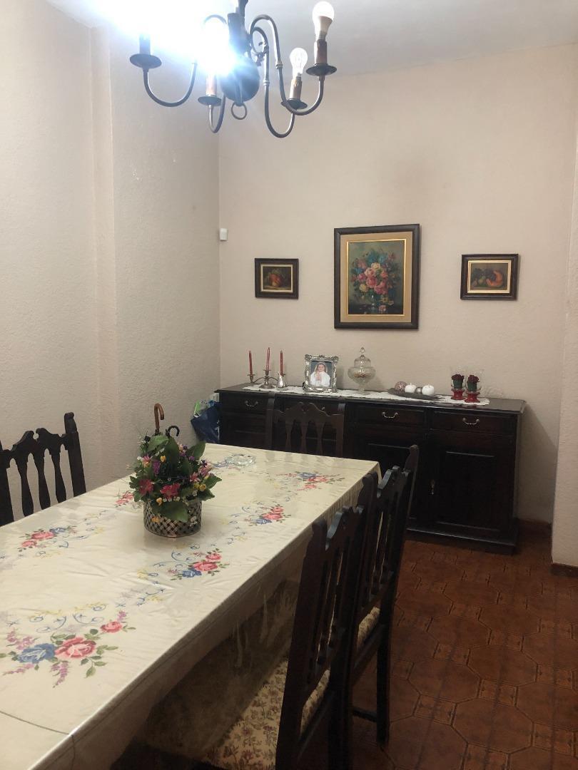 Casa 4 dormitorios sobre Lote de 10 x 35,32