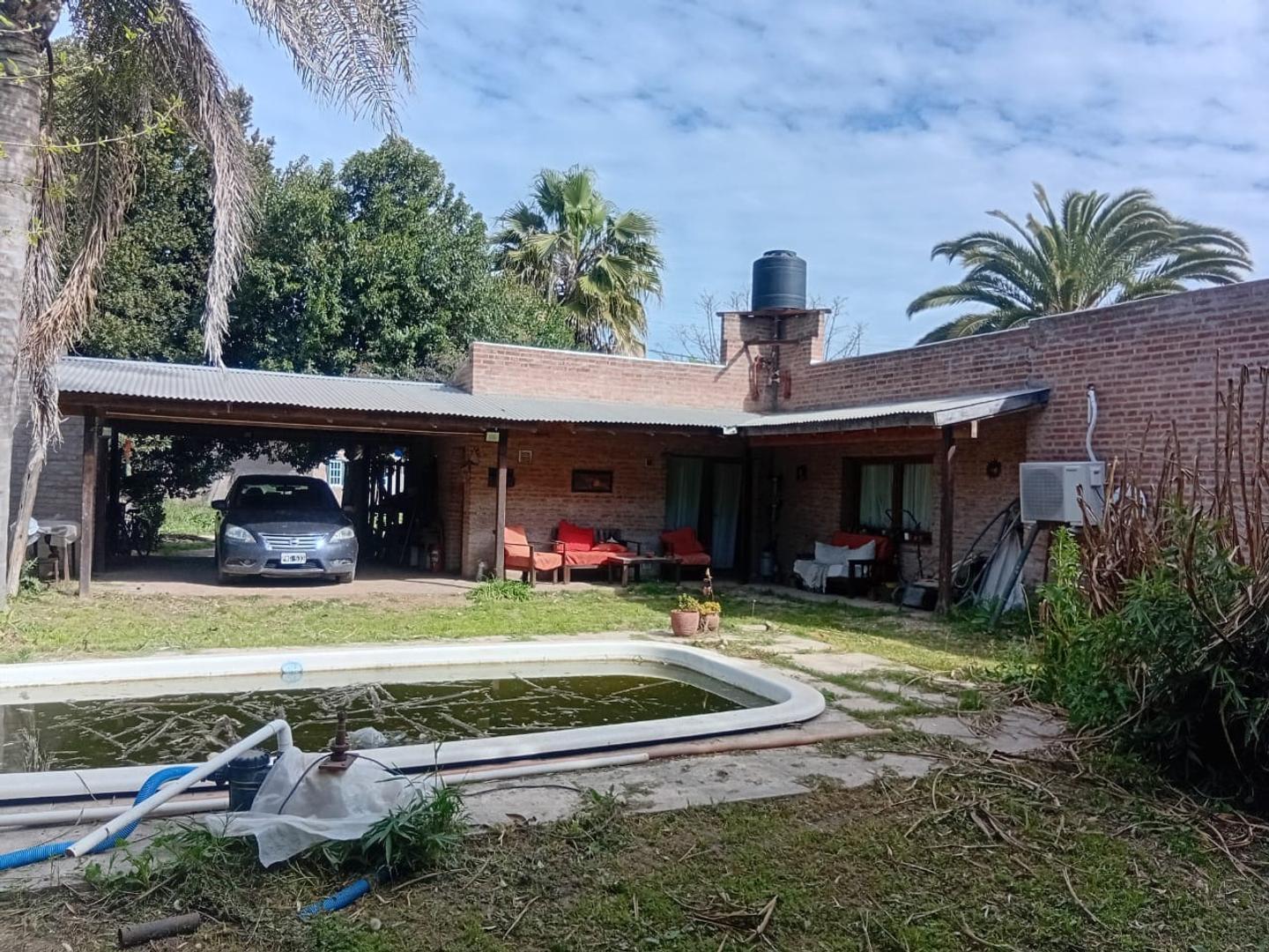 Foto de Navarro Bs, As. Chalet en amplio lote, imagen 1