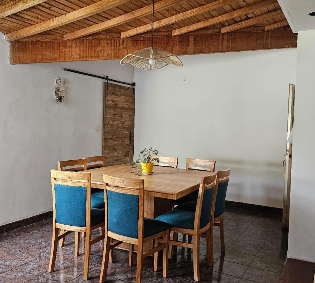Casa en Venta de 5 Ambientes en Ituzaingo Sur 3