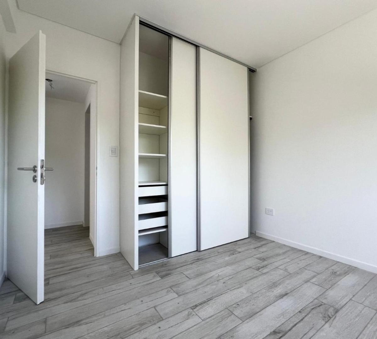 Venta Departamento 3 Ambientes Castelar 5