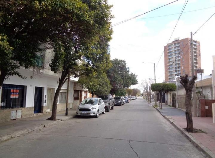 Barrio San Martín - Departamento Externo de 1 Dormitorio, Amplio y Luminoso con Patio de Uso Exclusi 2