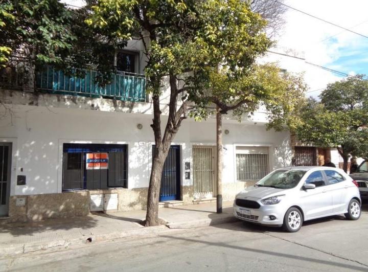 Barrio San Martín - Departamento Externo de 1 Dormitorio, Amplio y Luminoso con Patio de Uso Exclusi 3