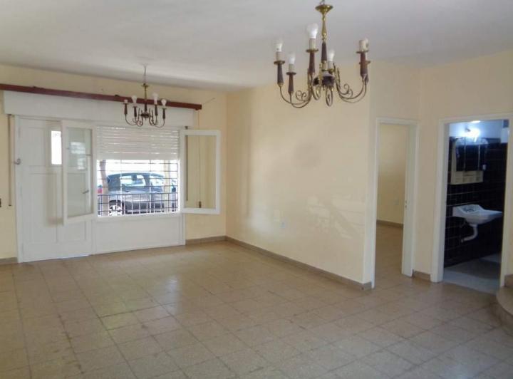 Barrio Los Paraísos - Casa de 3 Dormitorios, Amplia y Luminosa con Cocina Comedor Separada, Lavadero 4