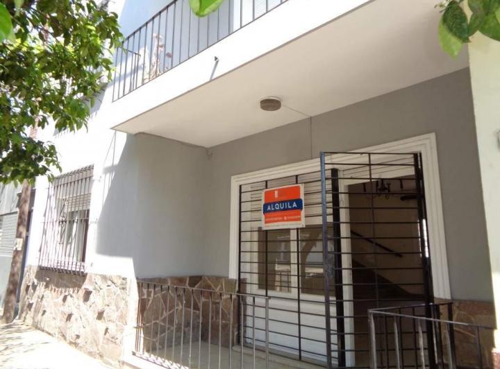 Barrio Los Paraísos - Casa de 3 Dormitorios, Amplia y Luminosa con Cocina Comedor Separada, Lavadero 1