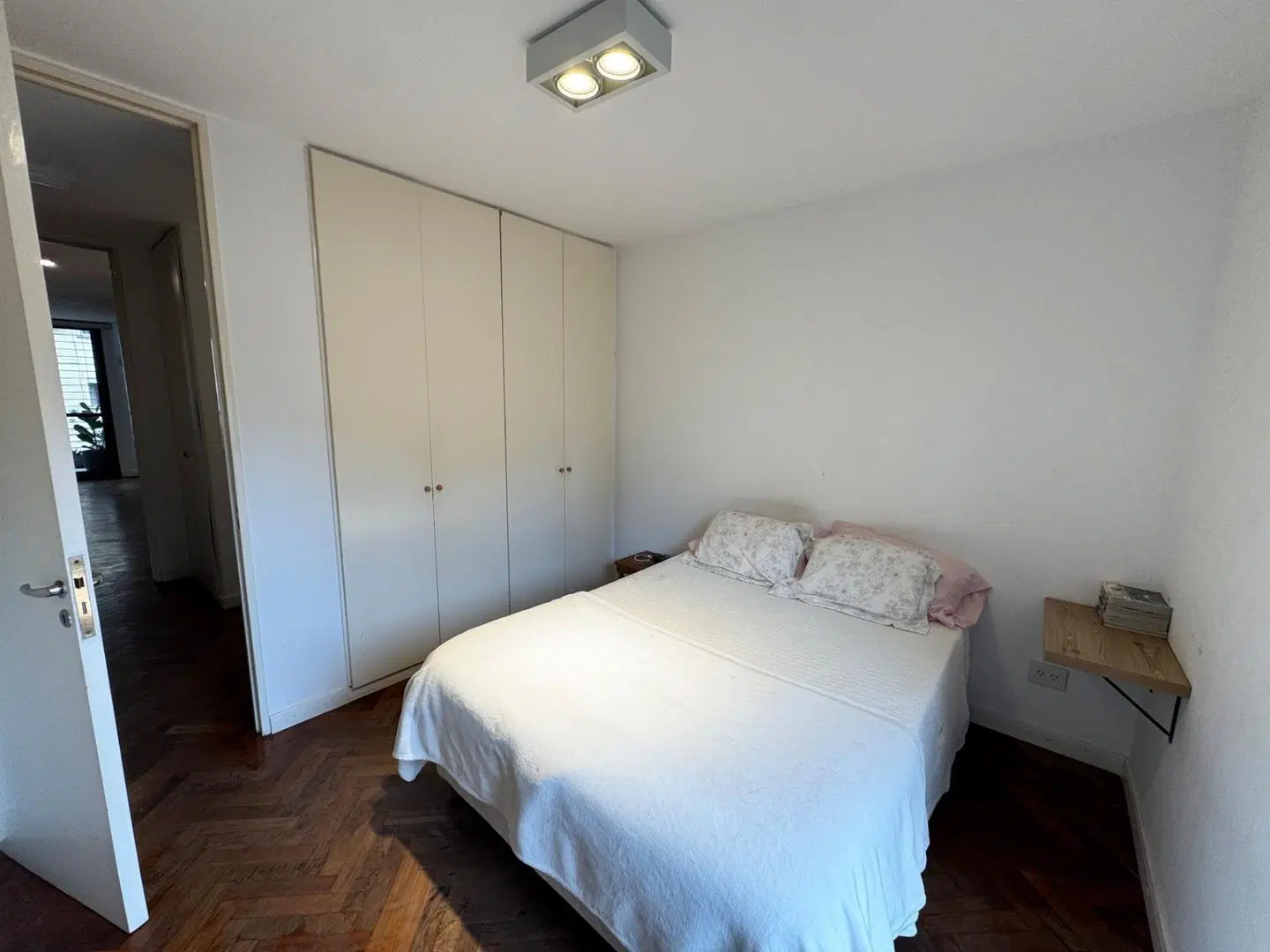 Excelente Departamento de 2 Dormitorios Barrio Martin 4