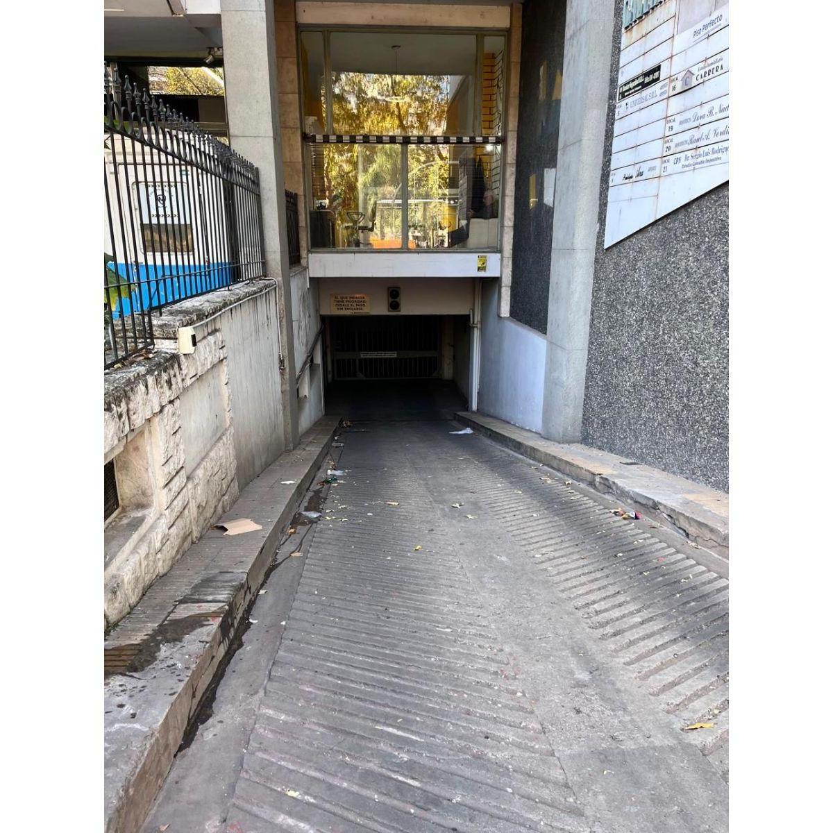 Entre Rios 1139 3 Dorm. + Cochera 5