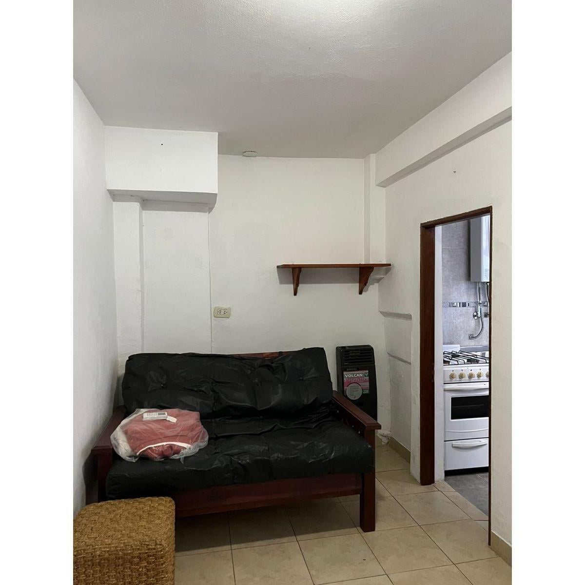 MENDOZA 1826 1°ESCALERA