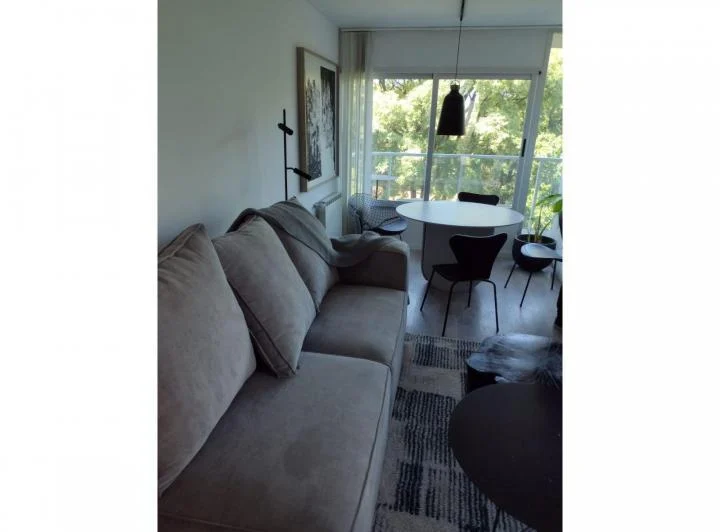 ALQUILER  FRENTE AL PARQUE- PELLEGRINI 2682 PISO EXCLUSIVO CON COCHERA 2