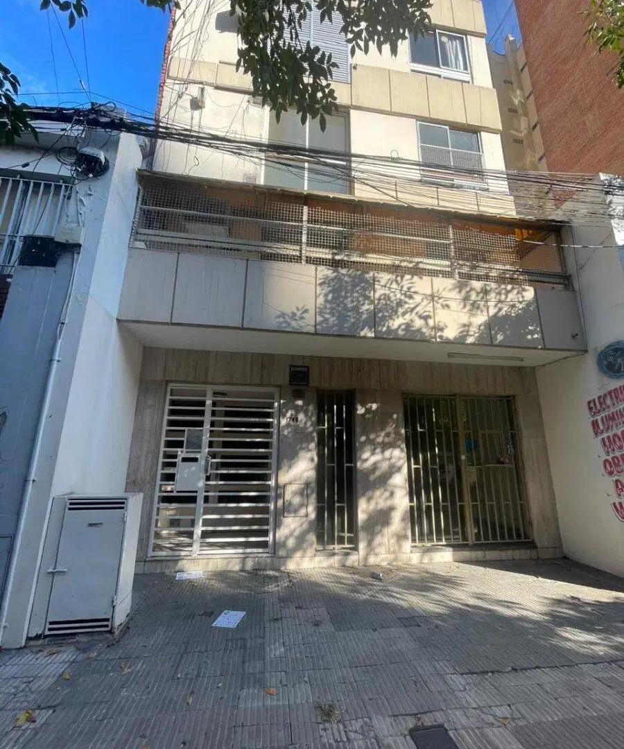 MAIPÚ Y PELLEGRINI 1