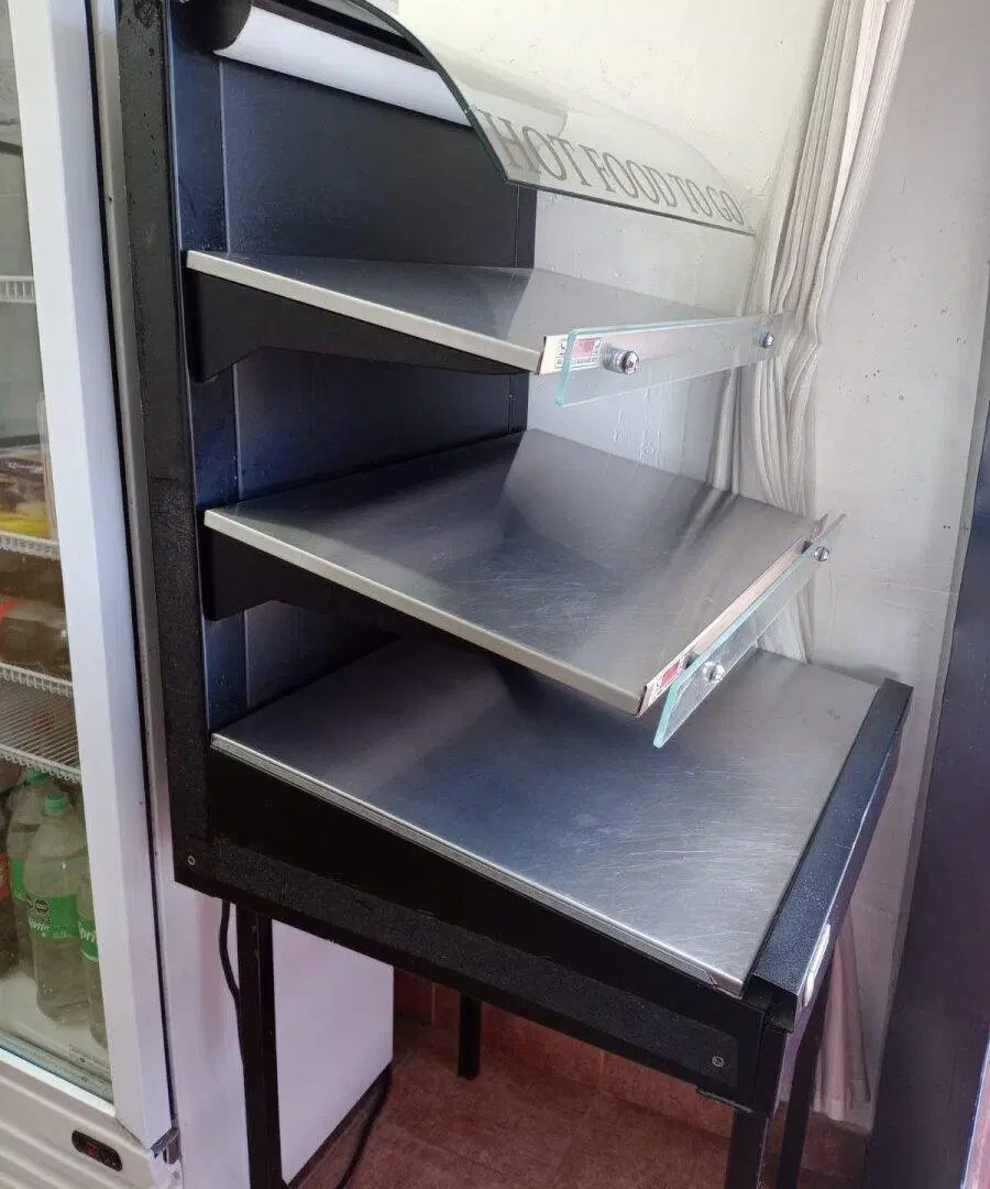 BV. RONDEAU 4282 LOCAL CON CUADRA DE PANADERIA 4