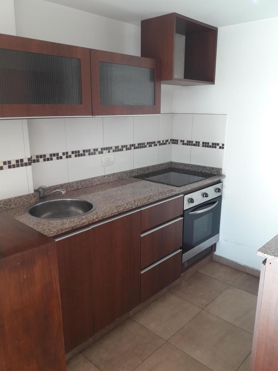 Departamento en Venta en Malaver - con Cochera Cubierta 1