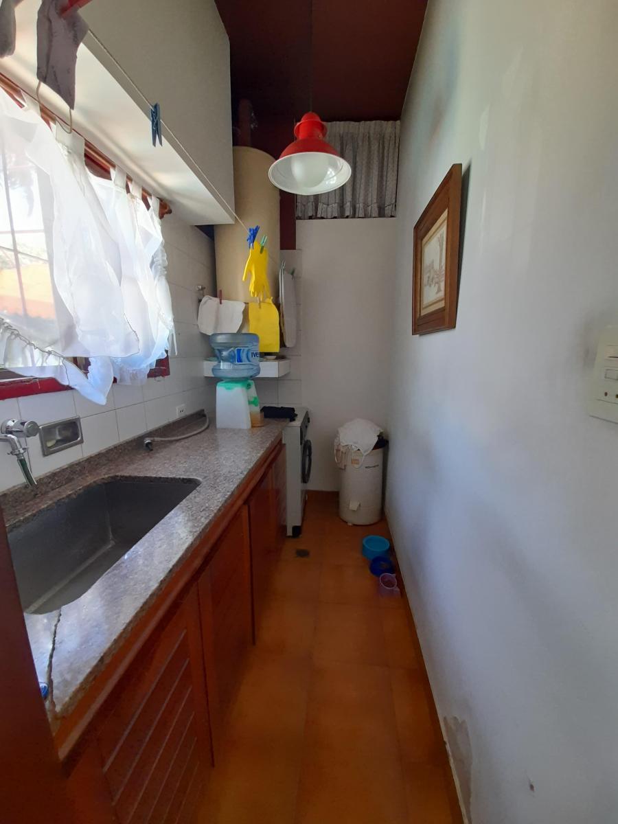 Chalet 4 ambientes - OPORTUNIDAD TOMA PROPIEDAD EN FORMA DE PAGO -