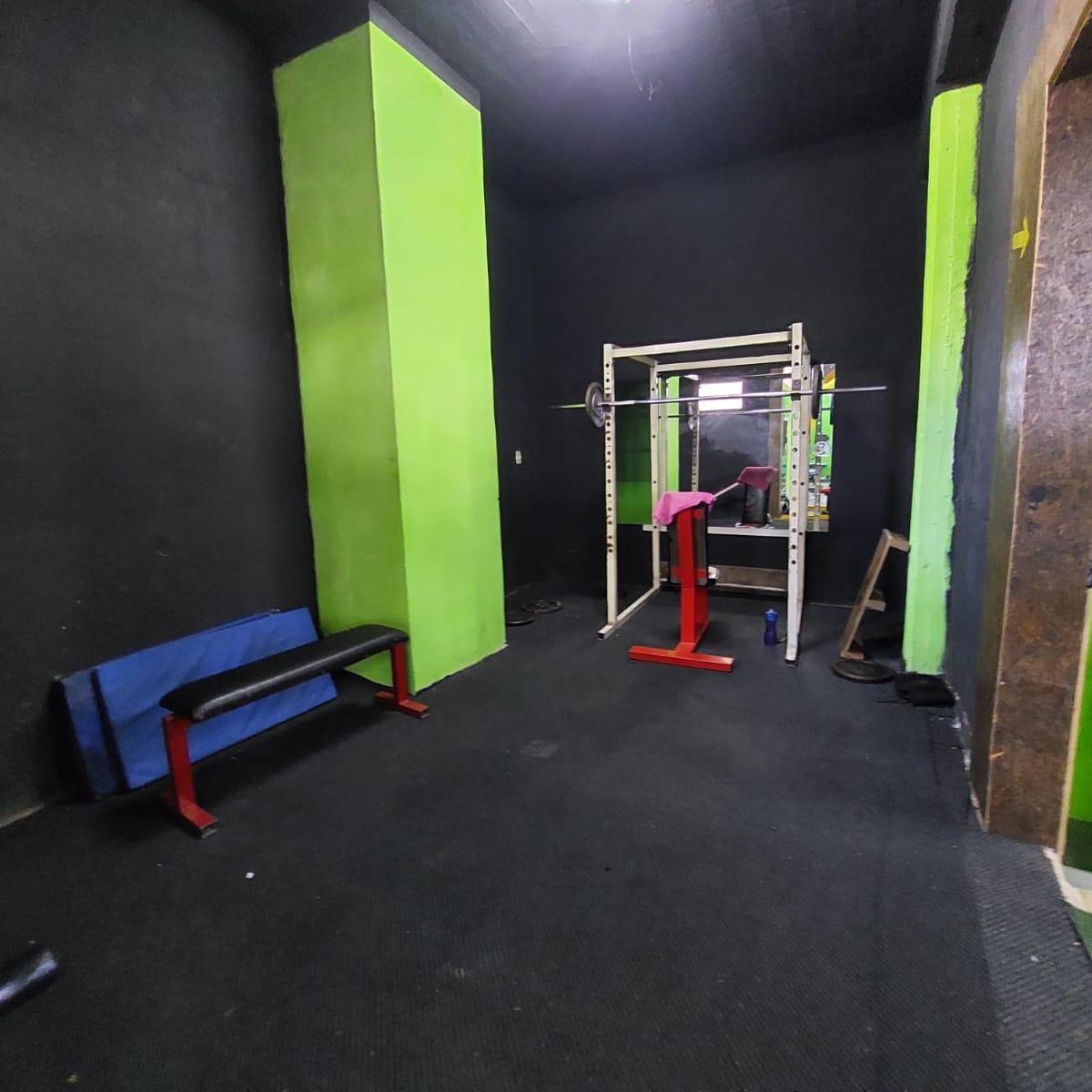 Foto de IMPONENTE GALPON DE 1400m2 CUBIERTOS - ZONIFICACION IR, imagen 3