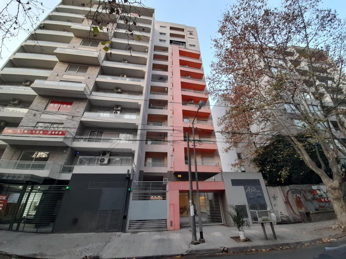2 Ambientes con Balcón Al Frente - Centro de San Martin 1