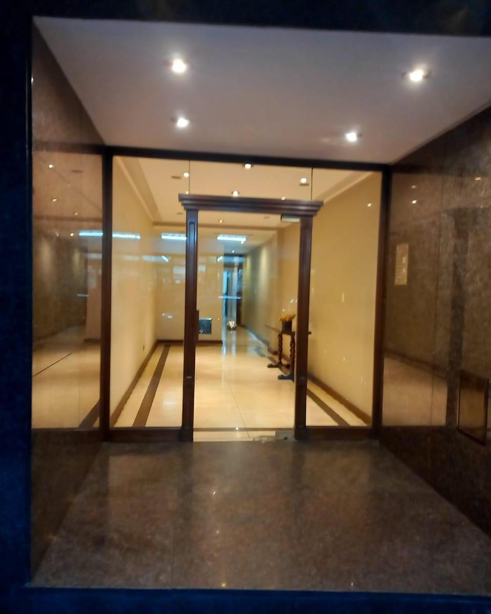 Departamento 3 Ambientes con Gran Balcón - Inmejorable Ubicación 2