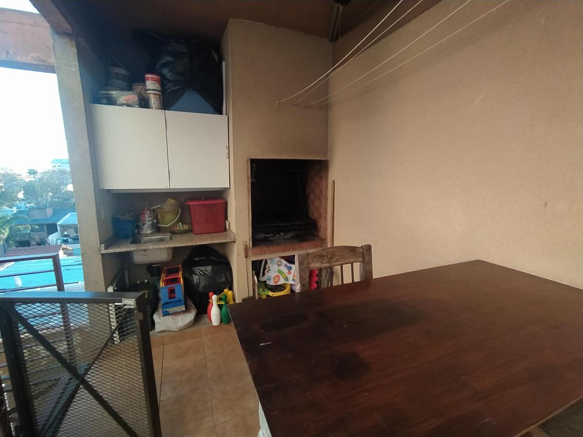 Departamento 2 Ambientes y 1/2 con Cochera - Gran Ubicación 5