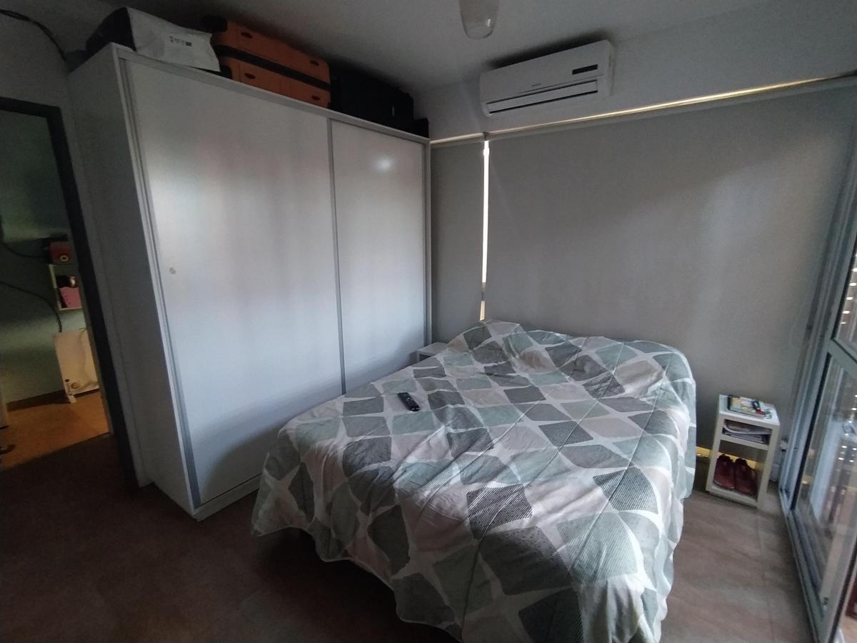Departamento 2 Ambientes y 1/2 con Cochera - Gran Ubicación 2