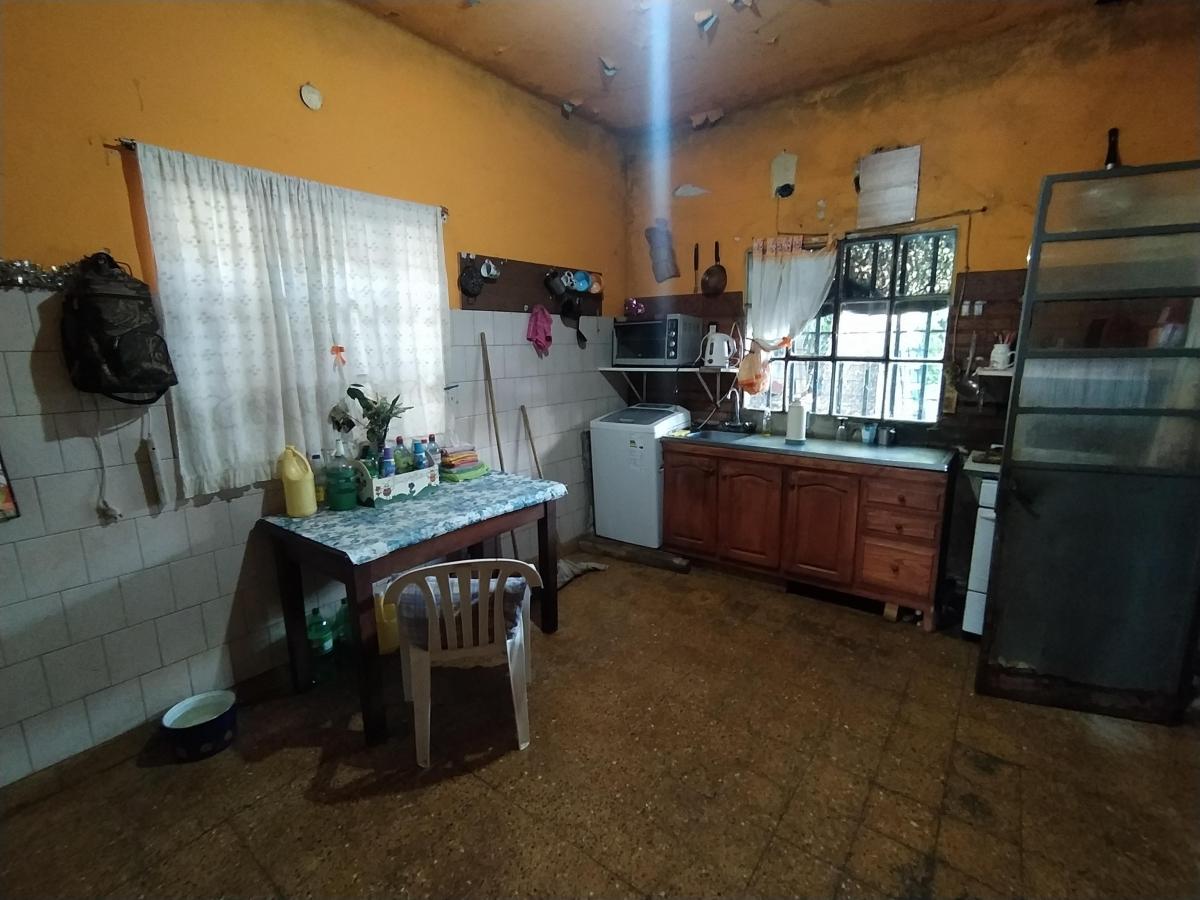 Importante Propiedad con 5 Dorm. - Gran Lote 8.66 X 58 3