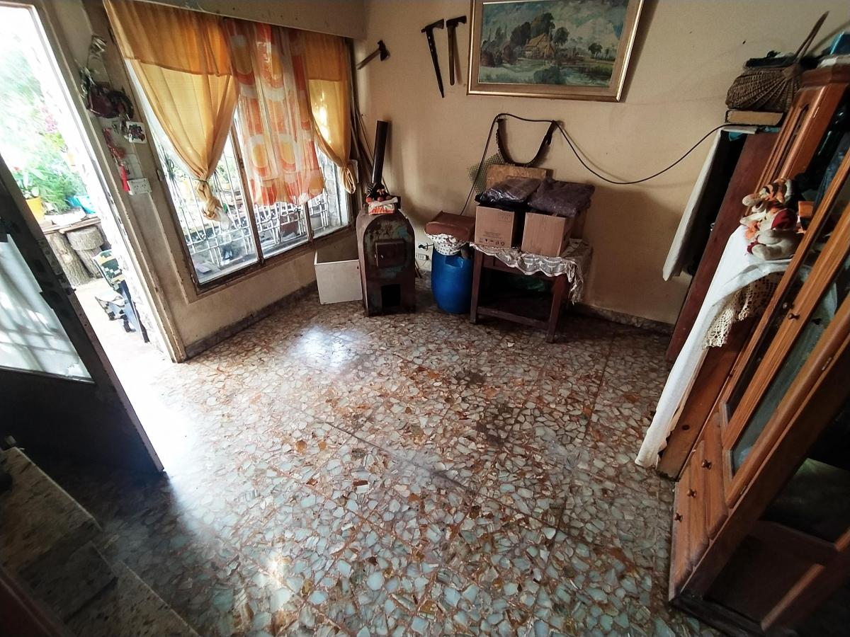 Importante Propiedad con 5 Dorm. - Gran Lote 8.66 X 58 2