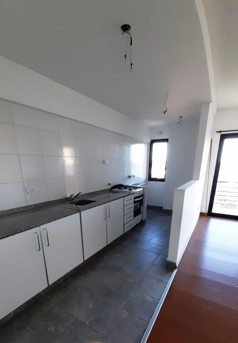 Gran Departamento 3 Ambientes - Excelente Ubicación 3