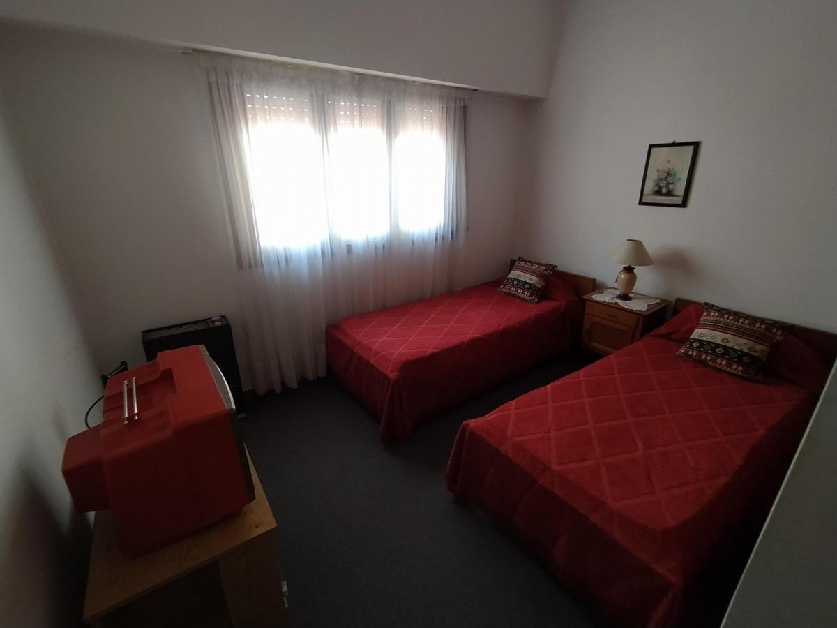 Foto de HERMOSA CASA 3 AMB CON COCHERA, imagen 5