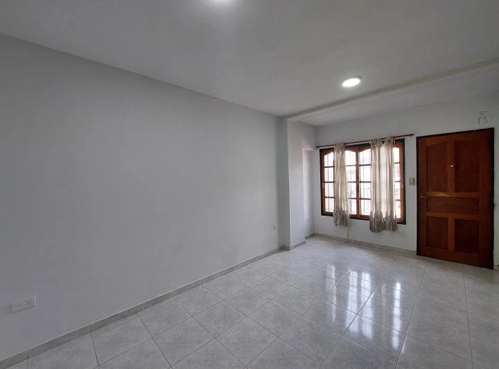 EXCELENTE DUPLEX 3 AMBIENTES CON COCHERA 4