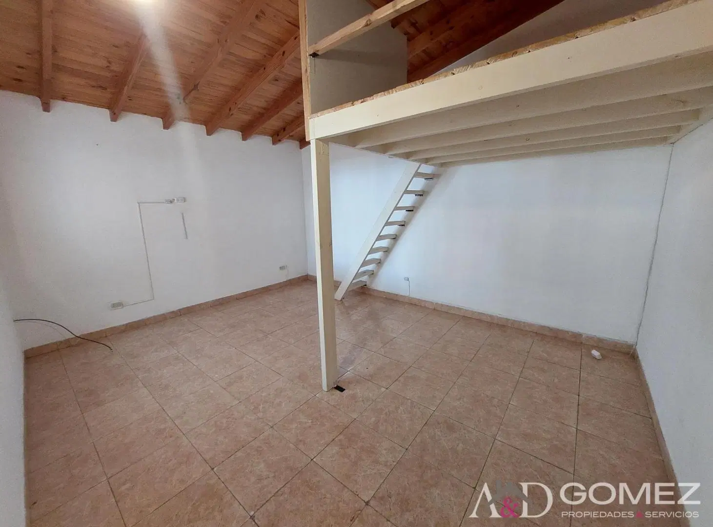 2 AMBIENTES CHICO CON PATIO - SIN EXPENSAS 1