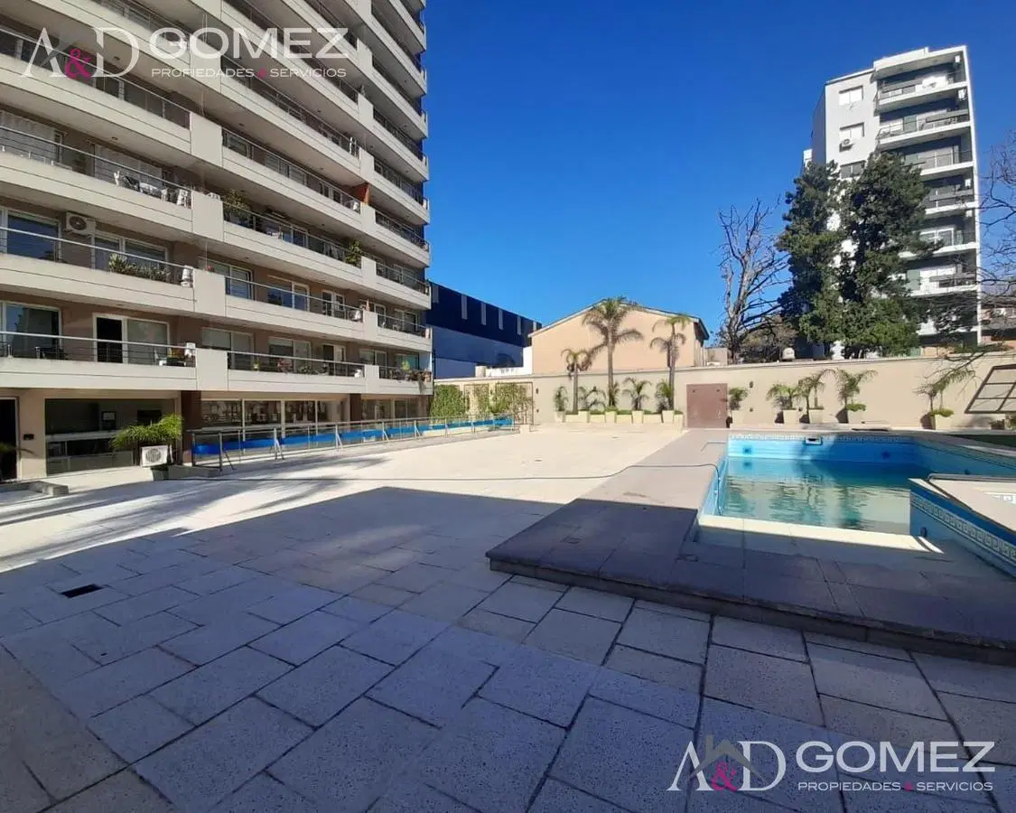 HERMOSO Y AMPLIO 2 AMB CON COCHERA CUBIERTA - EDIFICIO PALMARES 2 2