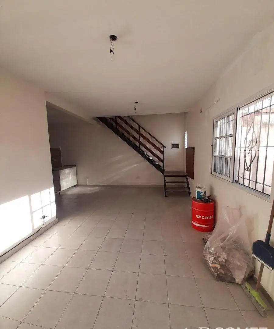 PH 2 AMB AMPLIO CON COCHERA ESCRITORIO/DORMITORIO CHICO - SIN EXPENSAS 1