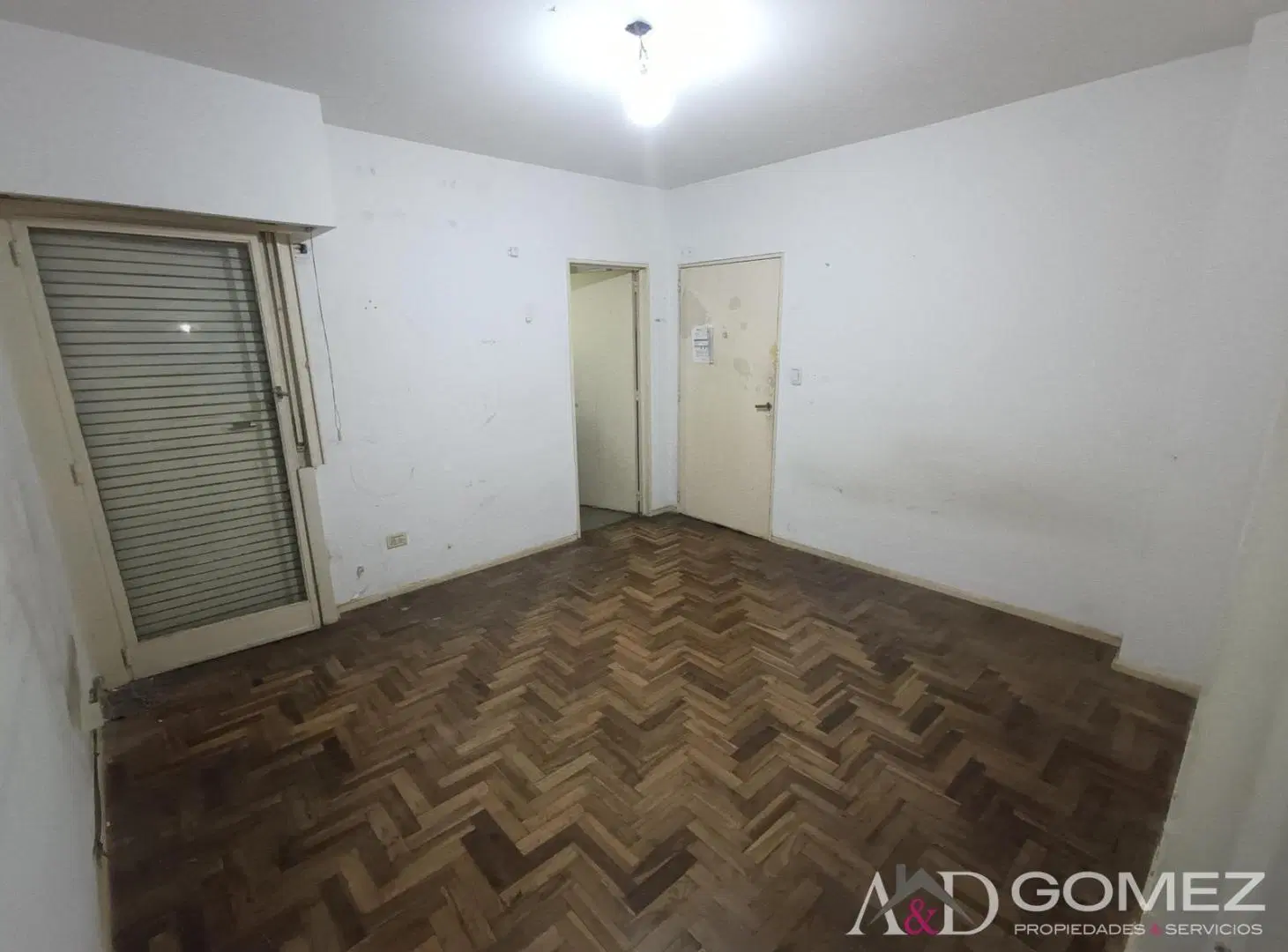 DEPARTAMENTO 2 AMB A REFACCIONAR EXCELENTE UBICACION 4