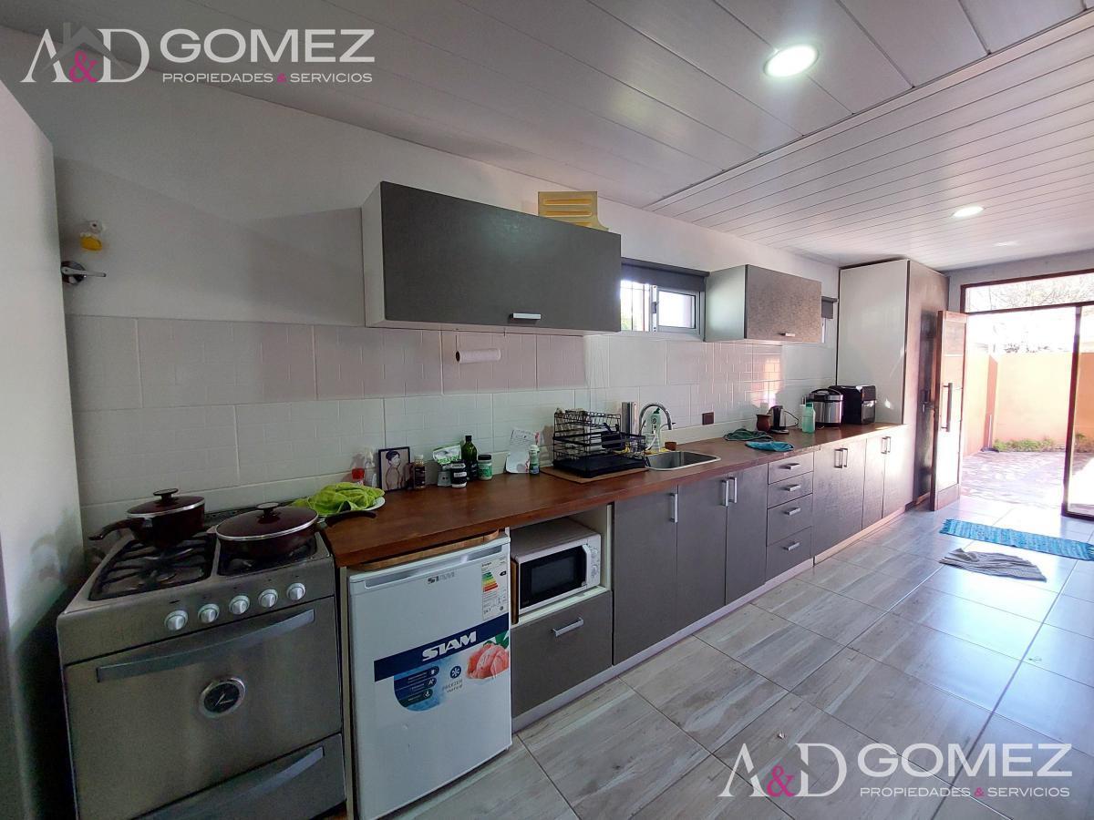 Foto de MODERNA CASA 3 AMBIENTES A METROS DE ALVEAR, imagen 3