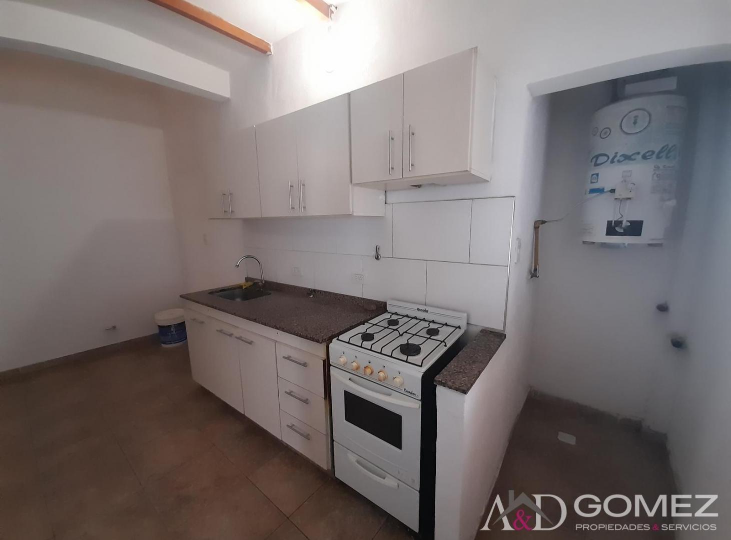 Foto de 2 AMBIENTES AMPLIO CON BALCON Y EXPENSAS BAJAS, imagen 1